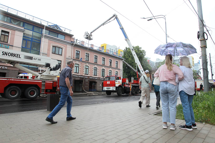 Зрителей всегда больше, чем пожарных