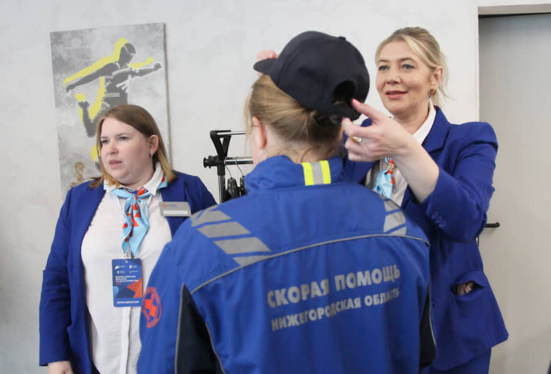 Примерка униформы «Скорая помощь»