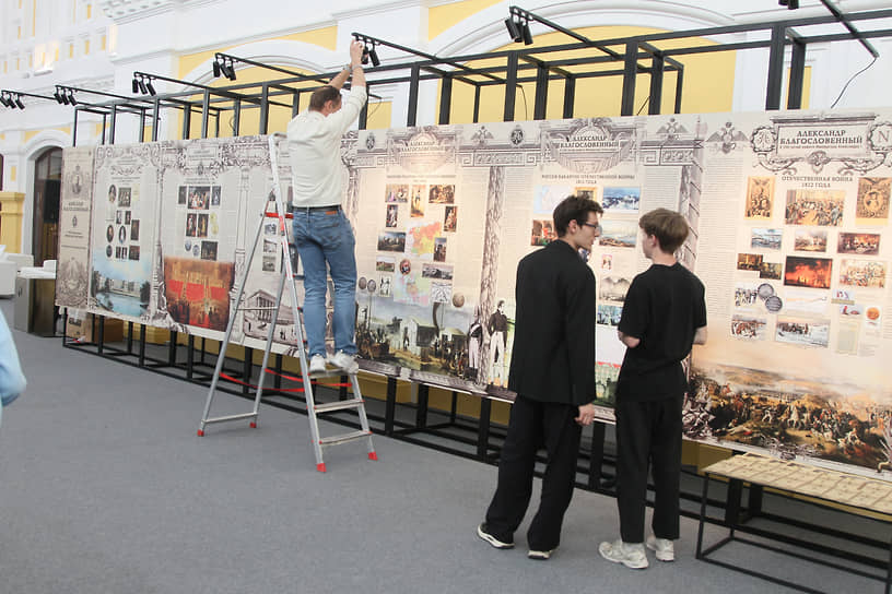 Последние приготовления перед открытием