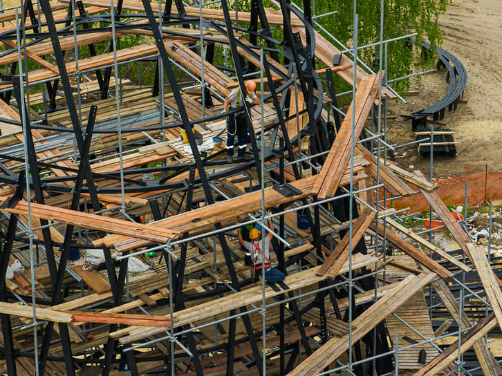 Сборка башни на новой площадке