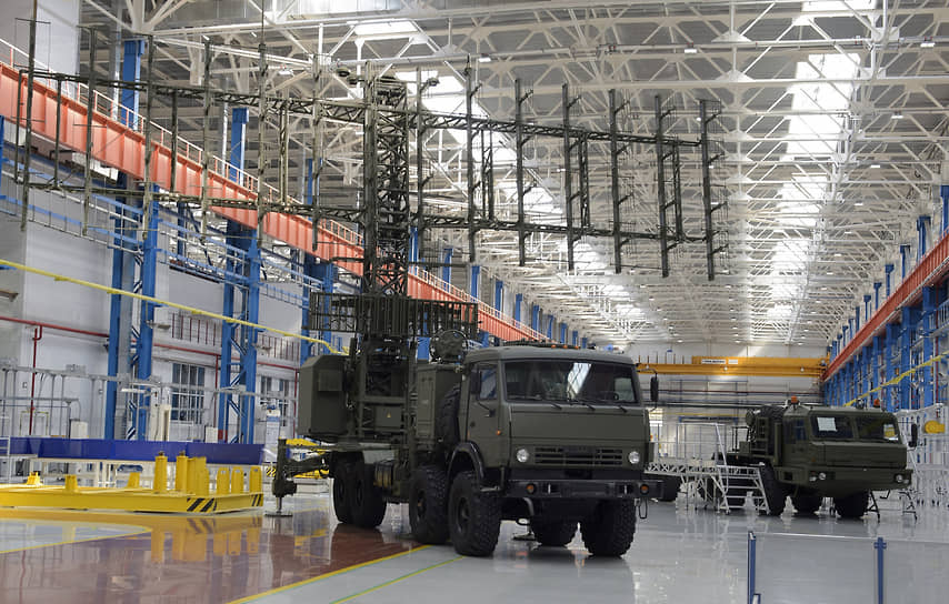 Оборонная промышленность — одна из ­основных ­отраслей нижегородской ­экономики (на фото — Нижегородский завод 70-летия Победы)