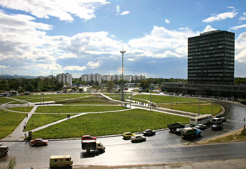 Площадь Комсомольская — ­ключевая  ­транспортная развязка Заречья