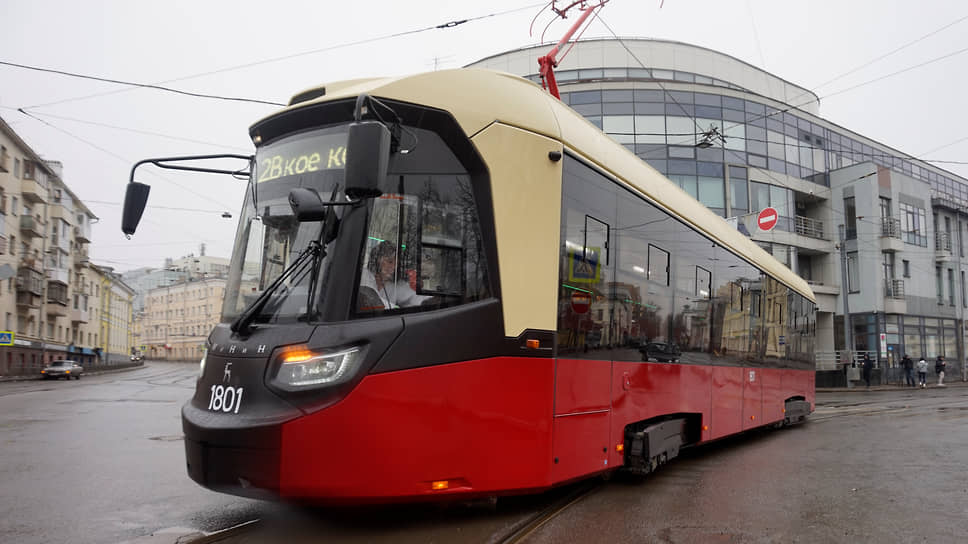 Первые новые трамваи «Минин», закупленные в рамках концессии, вышли на маршруты в Нижнем Новгороде