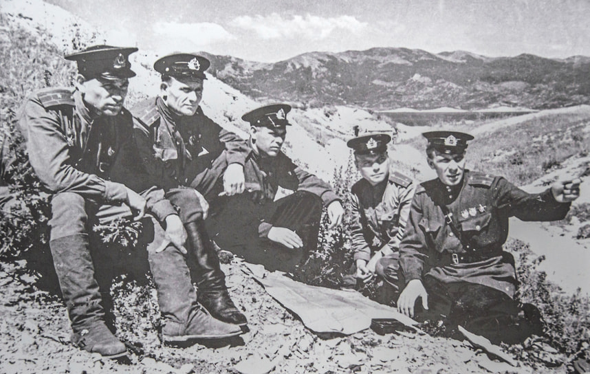 А. Хлябич, А. Мамаев, И. Дорофеев, М. Видов, И. Каширин (справа налево)
