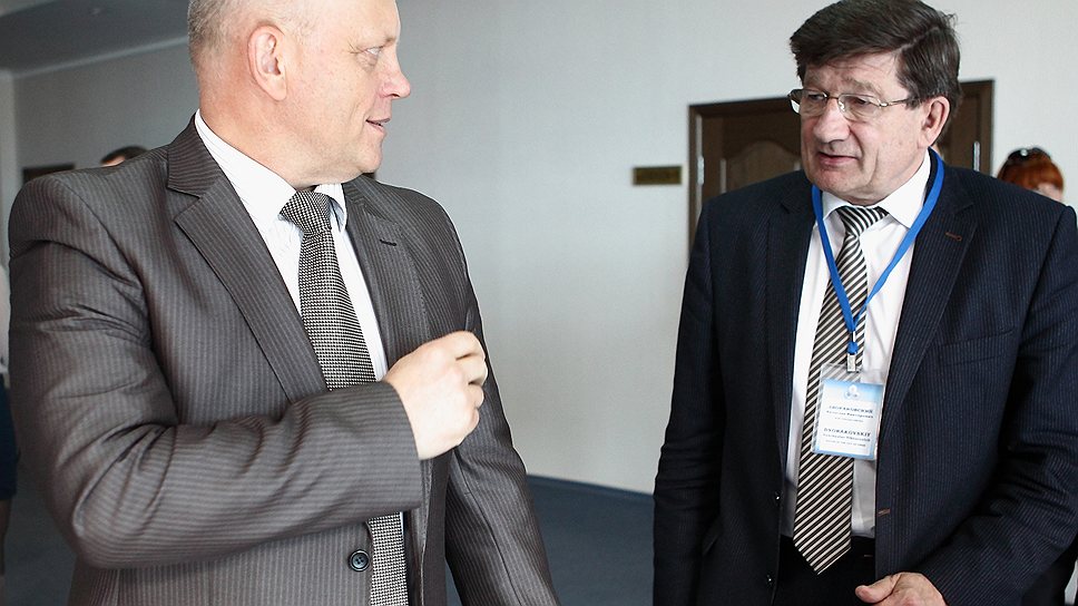 Губернатор Виктор Назаров (слева) и мэр Омска Вячеслав Двораковский (справа) разошлись в оценке кадастровой стоимости городской земли  