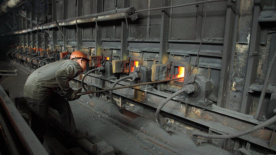 На Гурьевском металлургическом заводе согласны с решением арбитража ввести на предприятии процедуру наблюдения