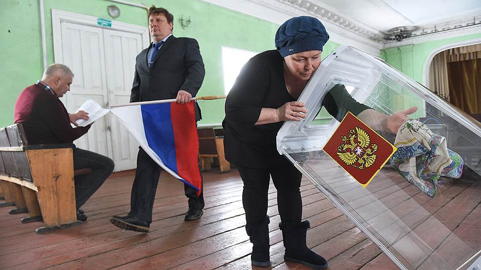 Как сотрудники сибирских избиркомов придут в гости к избирателям
