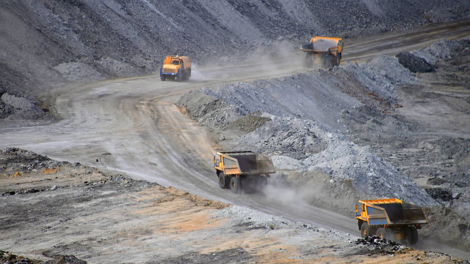 В мае добыча угля в Кузбассе упала почти на 11% и составила 17,8 млн т, за пять месяцев — на 4,8% (до 93,1 млн т