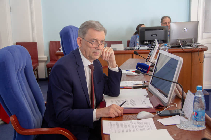 Новый спикер заксобрания Александр Артемов пообещал не заниматься «перетягиванием каната» с исполнительной властью