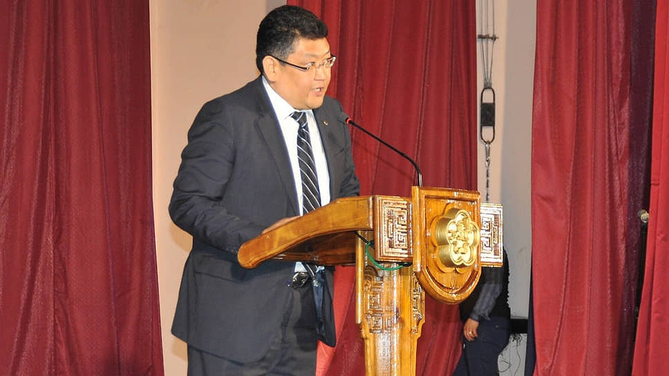 Бывший председатель Конституционного суда Республики Тыва Аяс Саая отрицает все выдвинутые против него обвинения