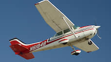 Cessna совершила аварийную посадку в Красноярском крае из-за проблем с двигателем