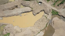 Второе за неделю загрязнение реки от работы золотодобытчиков зафиксировано в Красноярском крае