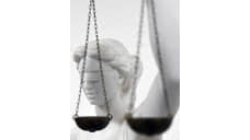 Три года колонии дали жительнице Омска за оправдание атаки БПЛА на Татарстан