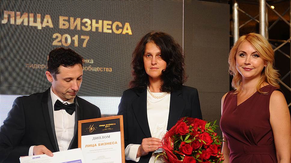 Слева направо: Дмитрий Новиков, директор студии ювелирного дизайна Best Brilliants, Ольга Красношапка, генеральный директор ООО ТК Сибалюкс