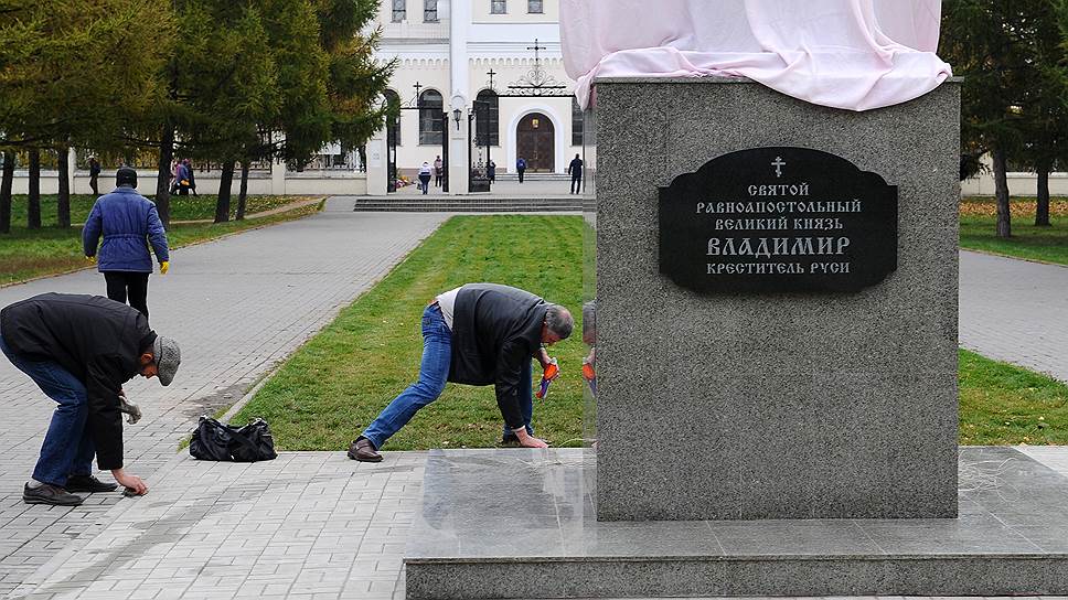 Его создал новосибирский скульптор Олег Песоцкий