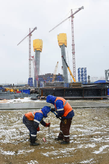 Строительство четвертого моста через реку Обь в Новосибирске