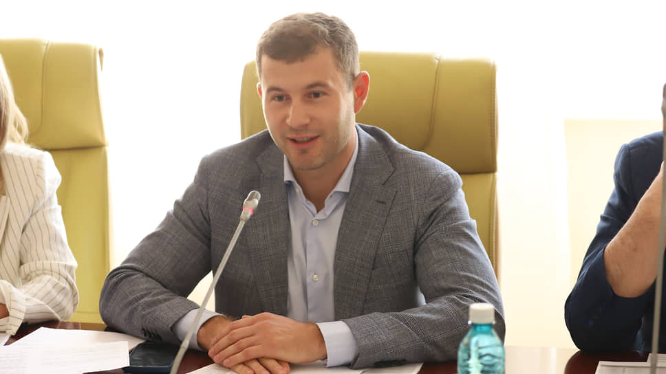 Заместитель председателя комитета по бюджетной, финансово-экономической политике и собственности ЗС НСО Сергей Кальченко
