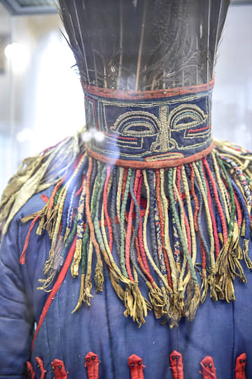 Открытие выставки «Таинственная Тыва» в главном здании Новосибирского государственного краеведческого музея. Маска и костюм тувинского шамана
