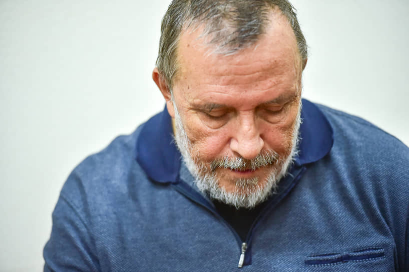 Избрание меры пресечения экс-директору новосибирского драматического театра &quot;Красный факел&quot; Александру Кулябину по делу о растрате