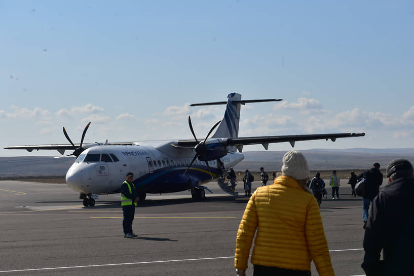 Самолет авиакомпании «КрасАвиа» в аэропорту Кызыла