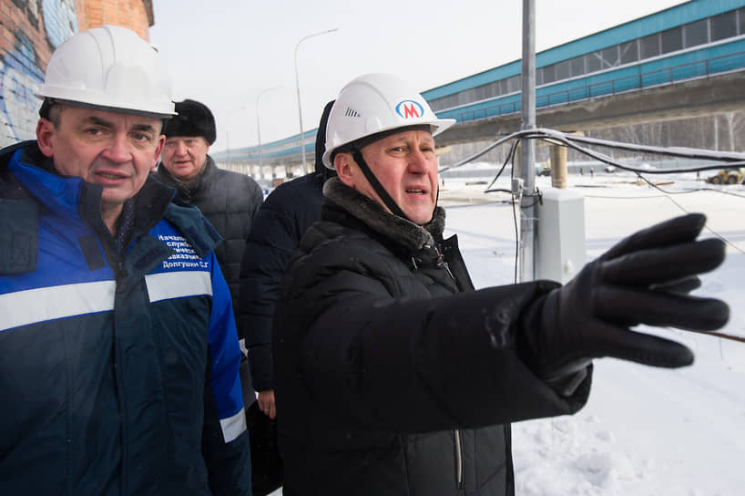 Ноябрь 2019. Мэр Новосибирска Анатолий Локоть во время осмотра площадки по строительству объектов транспортной инфраструктуры к новому ЛДС и осмотр строительной площадки в городе Новосибирске