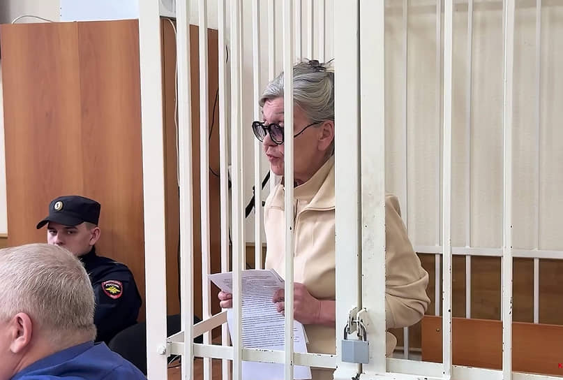 Елена Магомедселимова заверила суд, что сняла дирхамы со счета Олега Митволя по просьбе его дочери