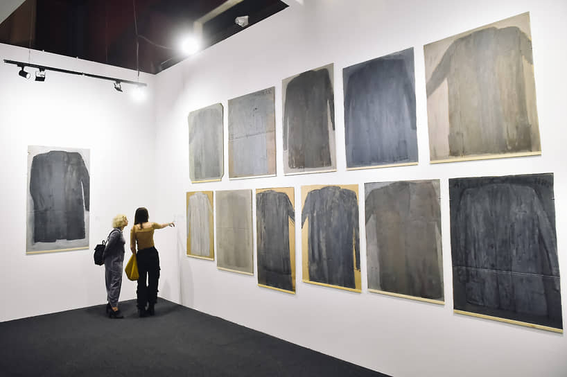 Работа XVI Красноярской музейной биеннале «Принцип надежды» в музейном центре «Площадь Мира»