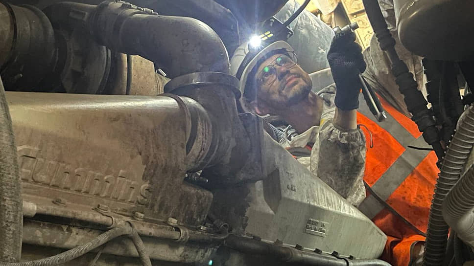 Главный конструктор НЗПО участвует в монтаже МУПТВ Торнами