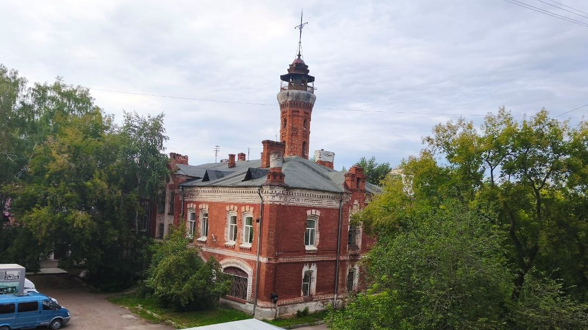 По призванью каланча