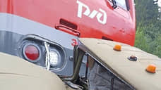Опубликованы фото столкновения грузовика и поезда на севере Прикамья