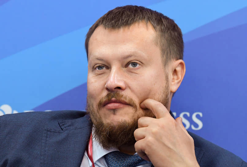 Павел Сниккарс