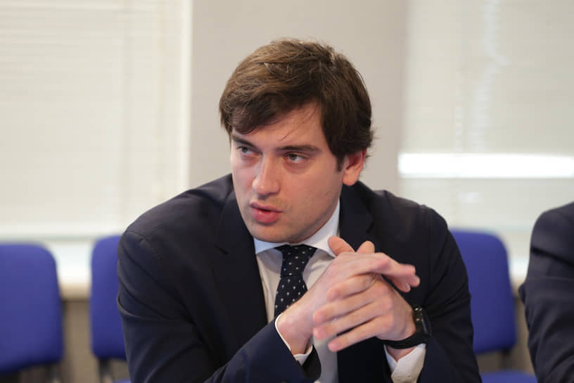 Максим Колесников