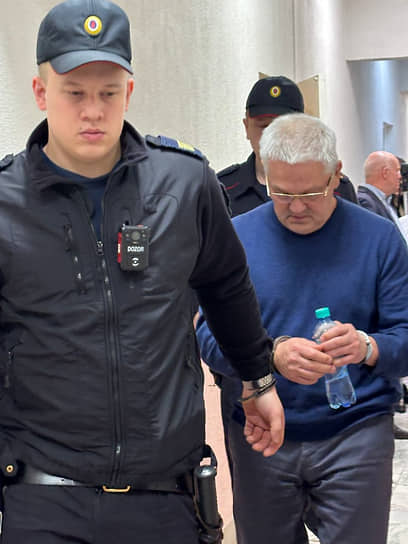 Вадим Плотников