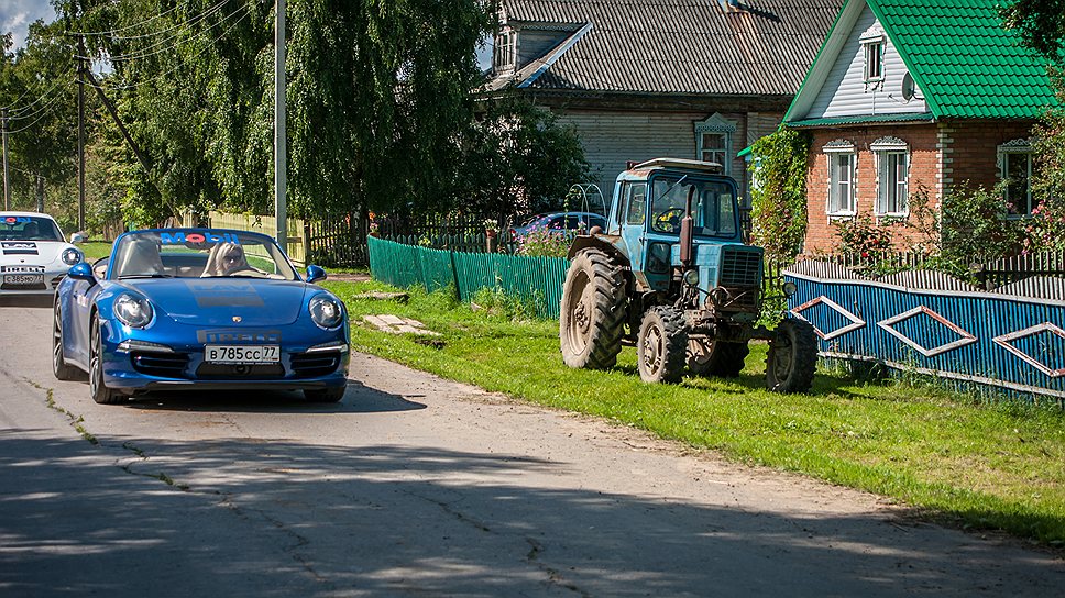 Спорт кар и сельская техника