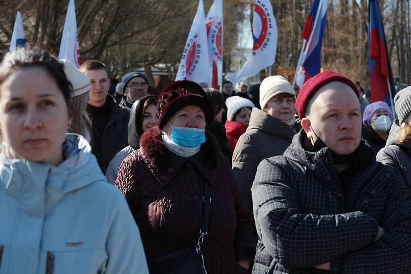 Выступающие активно комментировали спецоперацию на Украине, призвав «бить фашистскую гадину»