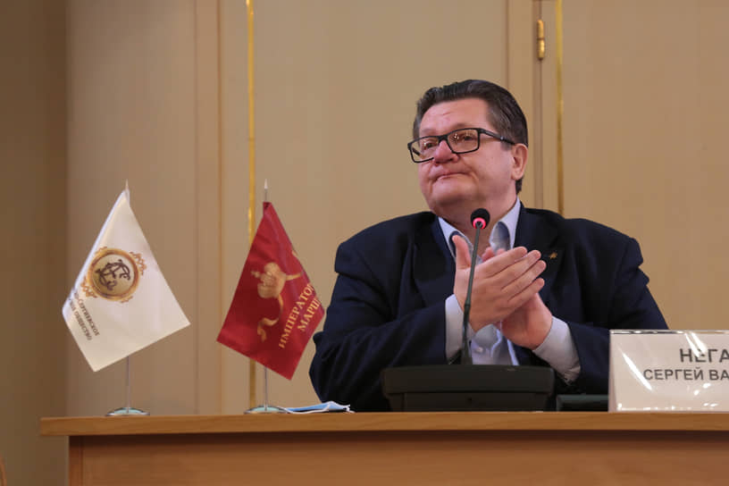 На посту главы департамента управления внутренней политики Сергей Неганов отличался самостоятельностью в принятии решений и всегда открыто доводил свою позицию своим руководителям. Немногим руководителям администрации губернатора это было не по душе, но они считались с доводами политического менеджера. Один из них даже признавался «Ъ-Прикамье», что очень хотел уволить Сергея Неганова, пока не понял, что тот защищает не свои интересы, а государственные