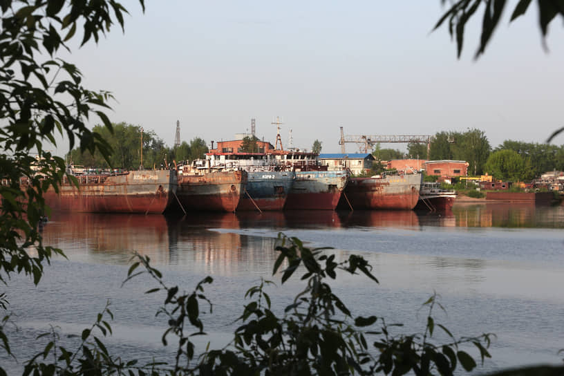 Затон в микрорайоне Водники