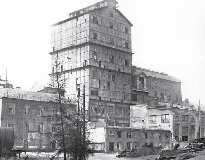 Цех кальцинированной соды, 1945 год.  Фото предоставлено АО «БСЗ»   