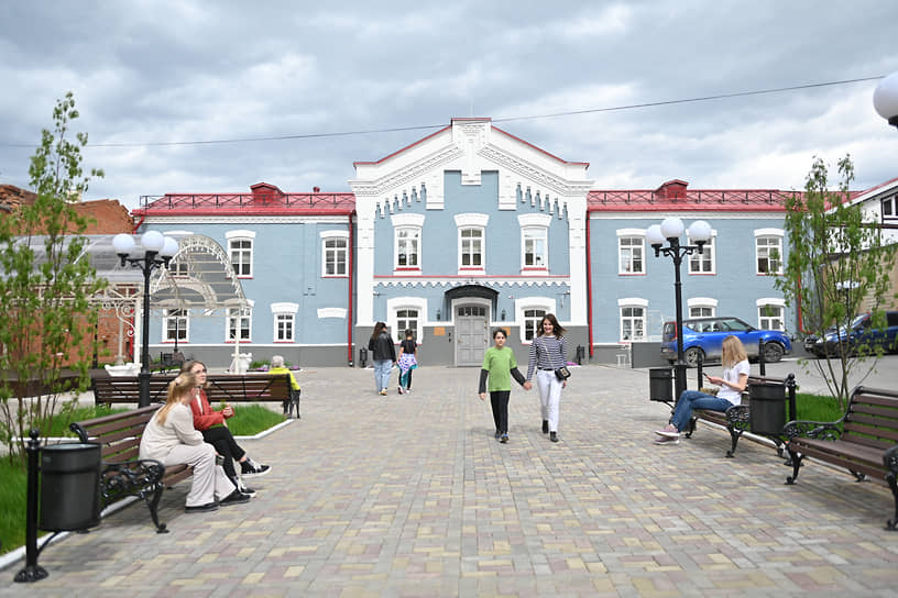 В обновленном здании Центральной детской школы искусств обучаются более 200 детей