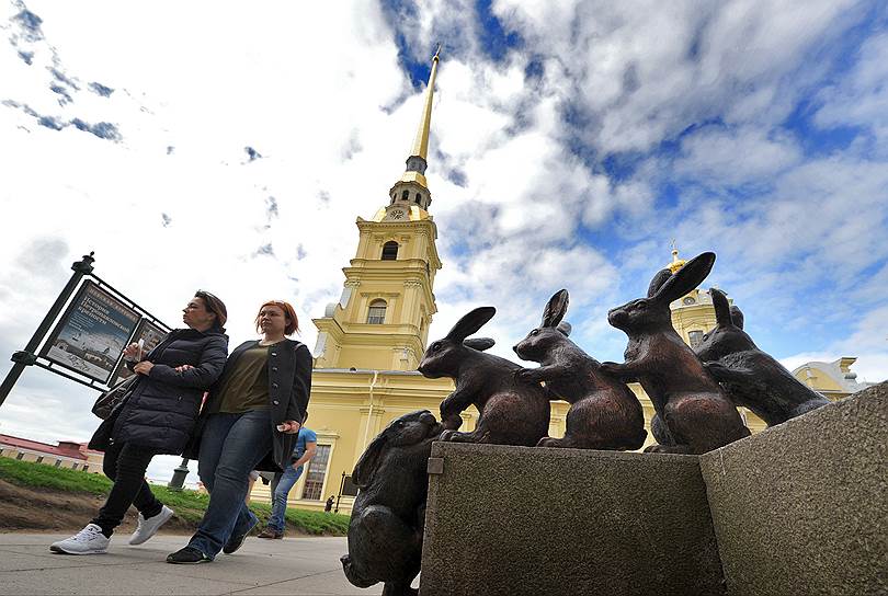 Новая программа должна помочь увеличить число туристов в Петербурге