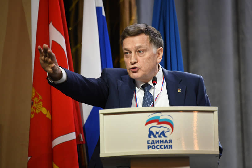 Депутат Госдумы Вячеслав Макаров, бывший спикер городского парламента, считает, что санкции его не коснутся