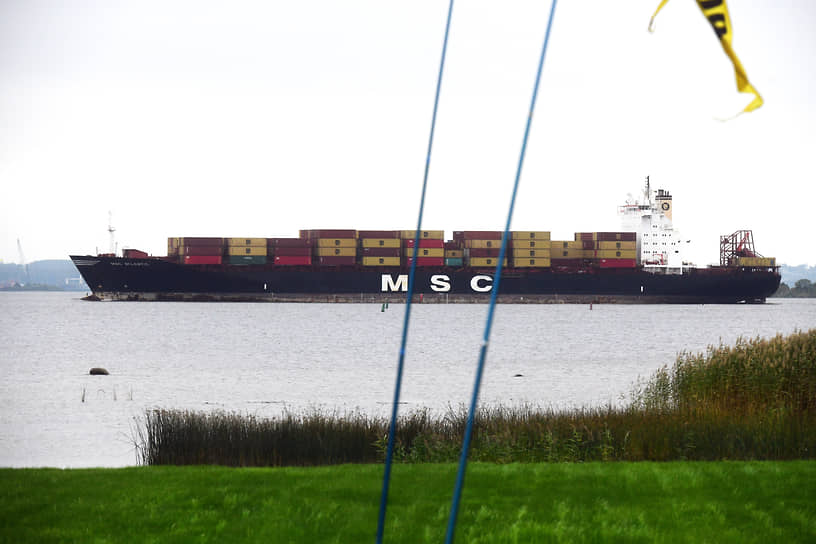 Эксперты подтверждают постепенное восстановление контейнерооборота в морских портах Северо-Запада