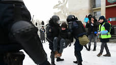 Число задержанных в Петербурге выросло до 437