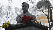 В Александро-Невской лавре почтили память мэра Петербурга Анатолия Собчака