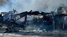 В Буграх сгорел деревянный автосервис