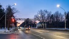 На основной трассе в Петергоф обновили систему наружного освещения