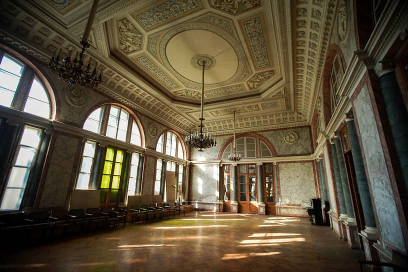 Интерьеры усадьбы «Жерновка», памятника архитектуры федерального значения