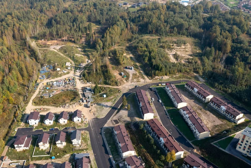 Место для постройки жилого комплекса «Охтинские высоты» в Мистолово