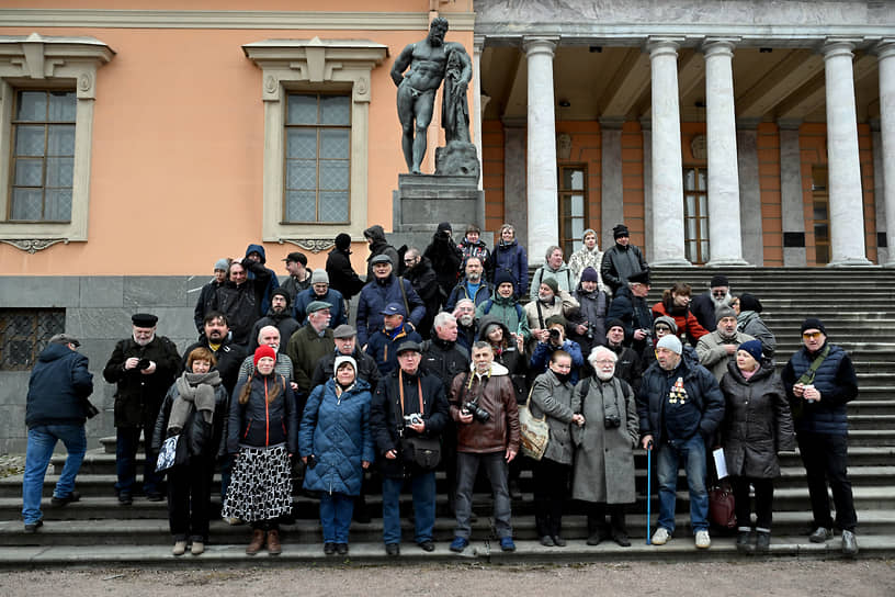 Ежегодная встреча фоторепортеров Санкт-Петербурга на лестнице Михайловского замка