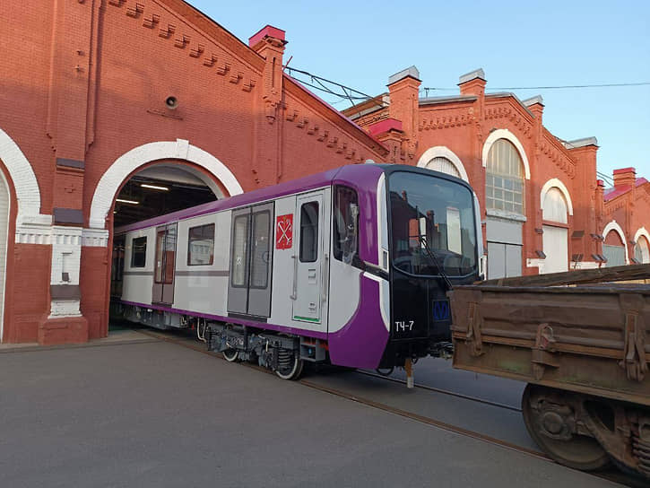 Новый состав «Балтийца» для пятой линии петербургского метро